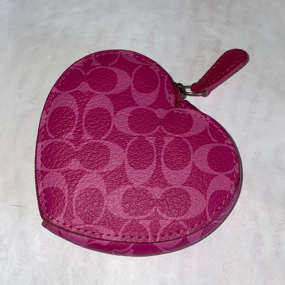 Coach Handbags - COACH HEART Pink/Fuchsia Coin Purse Preloved